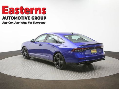 Used 2025 Honda Accord Sport image 65