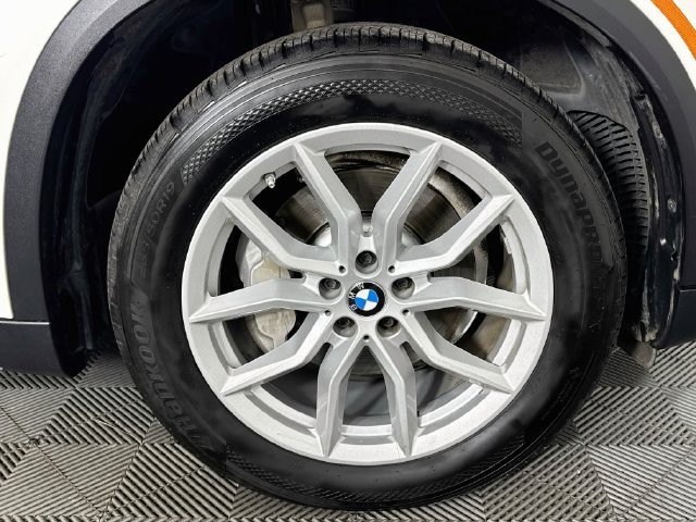 Used 2020 BMW X5 xDrive40i w/ Premium Package AWD/4WD image 29