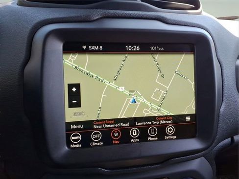 Used 2023 Jeep Renegade Latitude AWD/4WD image 31