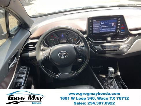 Used 2019 Toyota C-HR Limited FWD image 19