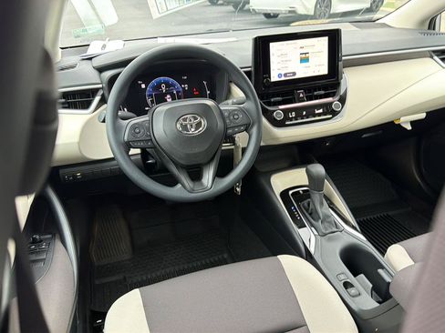 New 2026 Toyota Corolla LE FWD image 18
