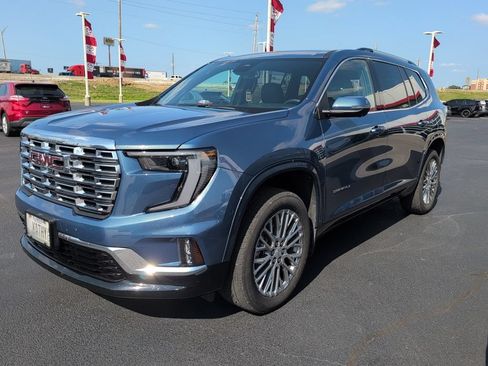 Used 2024 GMC Acadia Denali FWD image 4