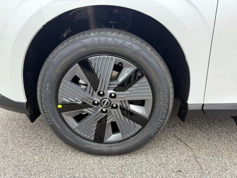 New 2026 Nissan Murano SL image 12