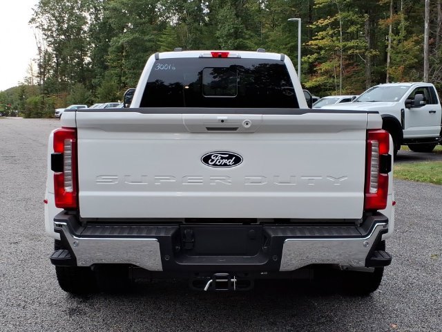 New 2027 Ford F350 Lariat w/ Lariat Ultimate Package AWD/4WD image 5