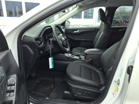 New 2026 Ford Escape SE image 7