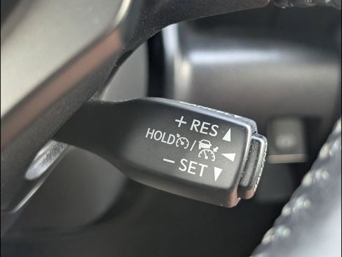 Used 2023 Lexus IS 300 AWD w/ Premium Package image 17