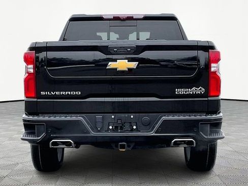 Used 2024 Chevrolet Silverado 1500 High Country w/ Technology Package image 6