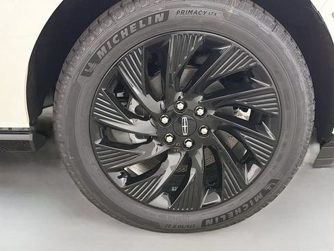 New 2026 Lincoln Navigator Reserve w/ Jet Appearance Package AWD/4WD image 35