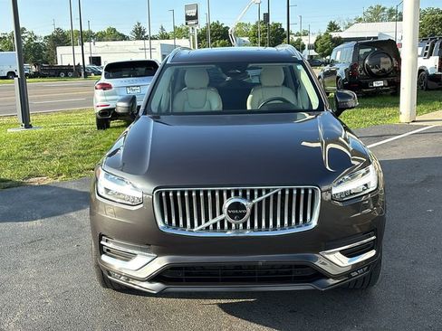 Certified 2023 Volvo XC90 B6 Plus w/ Protection Package AWD/4WD image 5