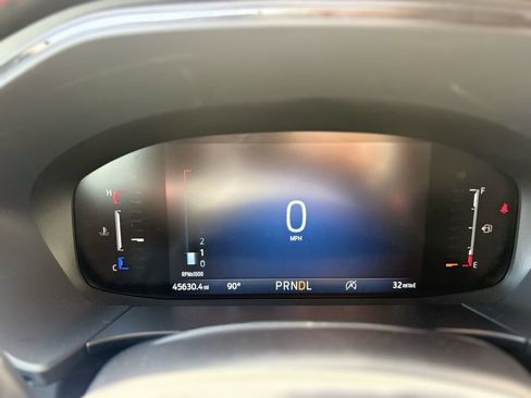 Used 2025 Ford Escape ST-Line FWD image 18