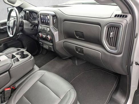Used 2020 GMC Sierra 1500 SLT w/ X31 Off-Road Package AWD/4WD image 18