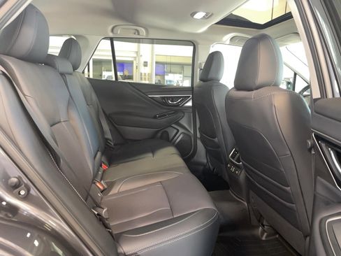 Used 2025 Subaru Outback Limited AWD/4WD image 24