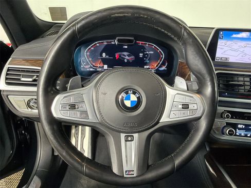 Used 2020 BMW 740i w/ M Sport Package image 26
