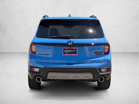 Used 2024 Honda Passport TrailSport image 7