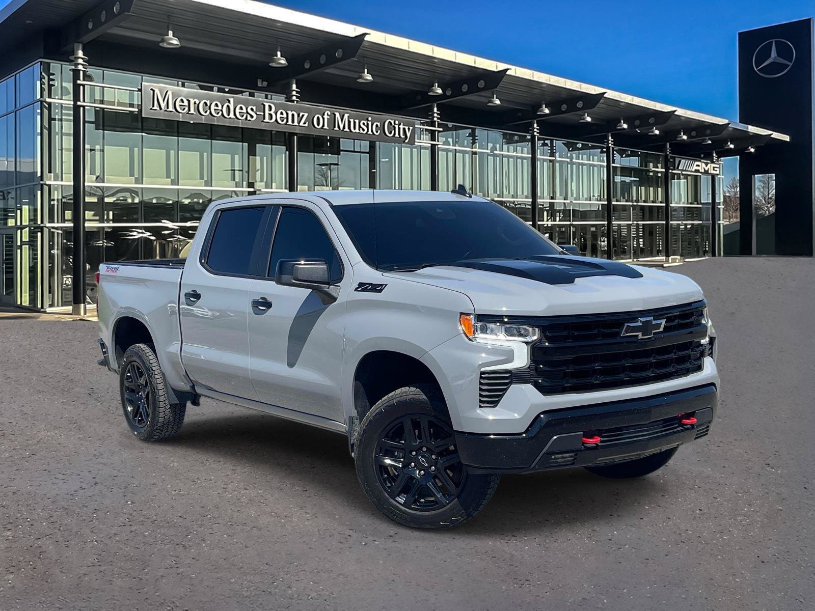 Used 2024 Chevrolet Silverado 1500 LT Trail Boss w/ Protection Package AWD/4WD image 1