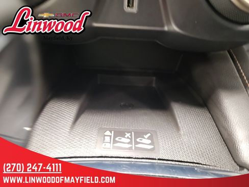 Used 2024 Chevrolet Blazer Premier image 27