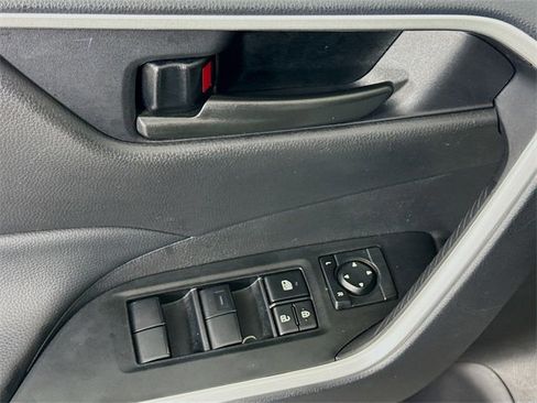 Certified 2025 Toyota RAV4 LE image 17