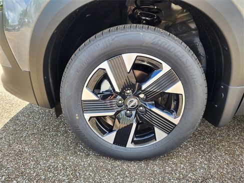 New 2025 Nissan Kicks SV image 19