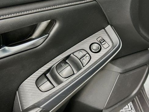 Used 2024 Nissan Sentra SV image 15