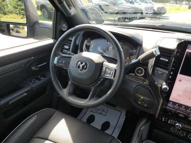 Used 2026 RAM 3500 Limited AWD/4WD image 17