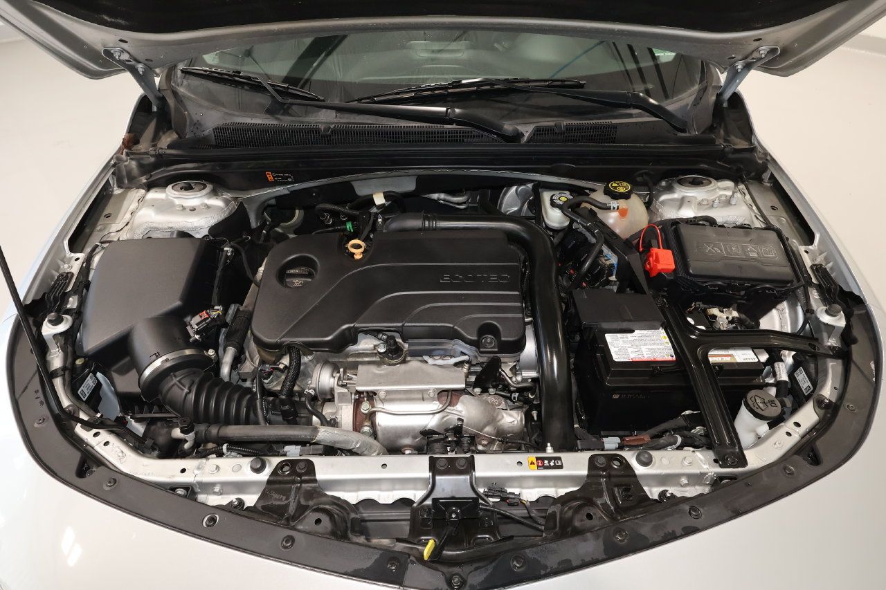 Used 2020 Chevrolet Malibu LT FWD image 18