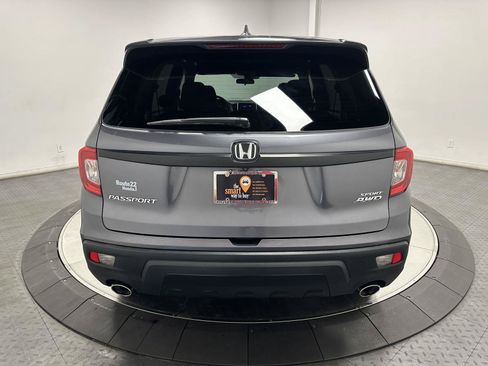 Used 2019 Honda Passport Sport image 11