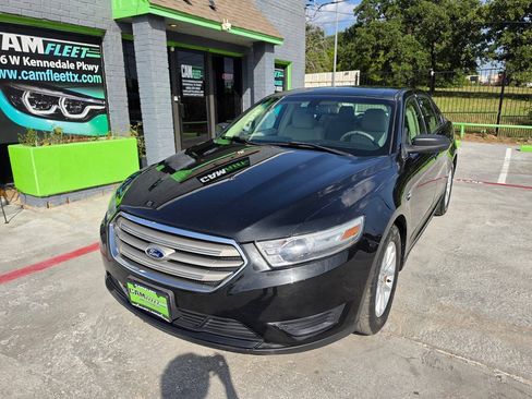 Used 2013 Ford Taurus SE FWD image 4