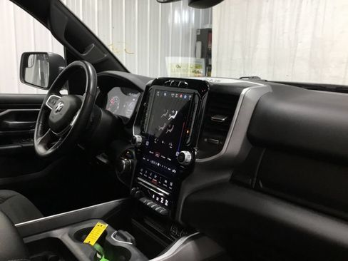 Used 2023 RAM 1500 Big Horn AWD/4WD image 23