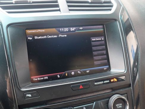 Used 2016 Ford Explorer XLT w/ Equipment Group 202A AWD/4WD image 73