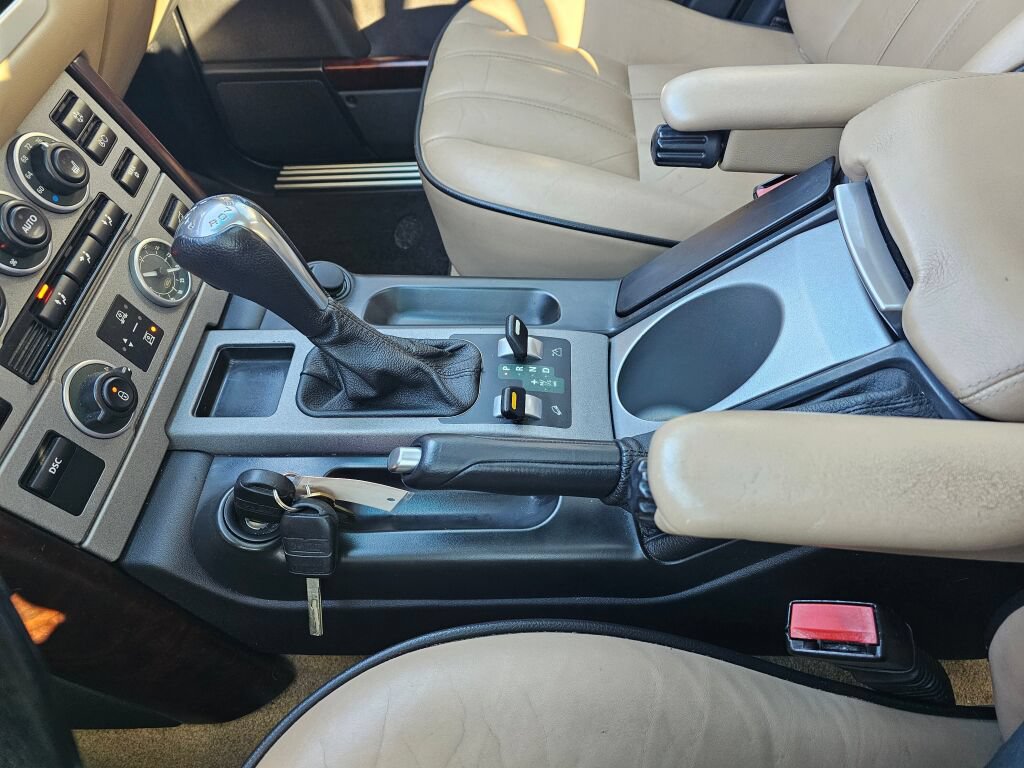 Used 2006 Land Rover Range Rover HSE AWD/4WD image 26