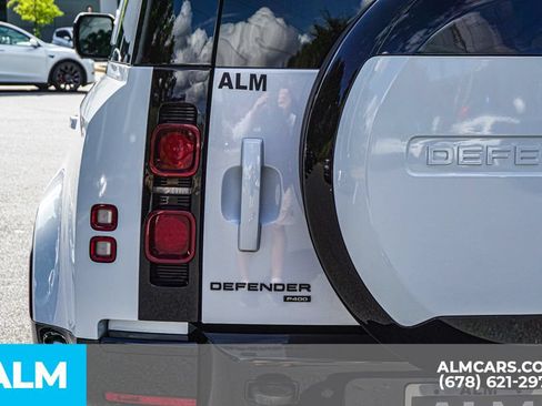 Used 2023 Land Rover Defender 110 X-Dynamic SE AWD/4WD image 12