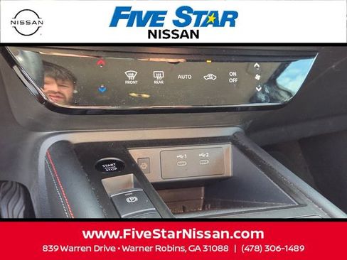 Used 2025 Nissan Kicks SR w/ Illumination Package FWD image 22