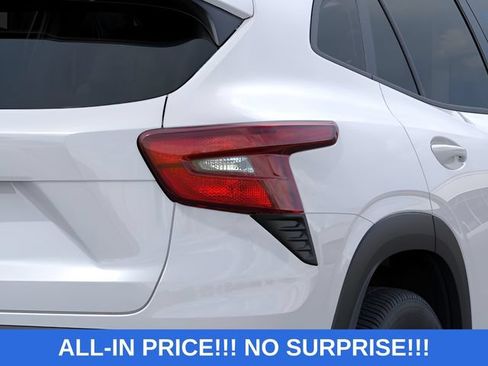 New 2026 Chevrolet Trax LS w/ LS Convenience Package FWD image 22