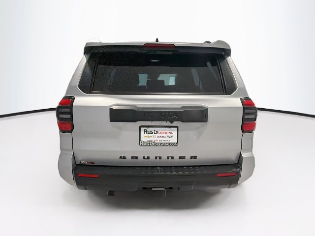 Used 2025 Toyota 4Runner SR5 AWD/4WD image 6