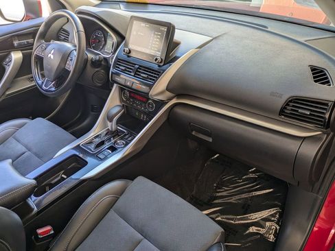 Used 2025 Mitsubishi Eclipse Cross SE AWD/4WD image 29