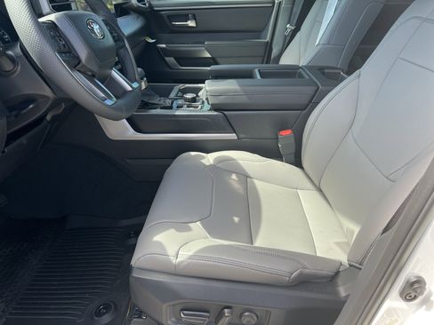 New 2026 Toyota Tundra SR5 AWD/4WD image 9