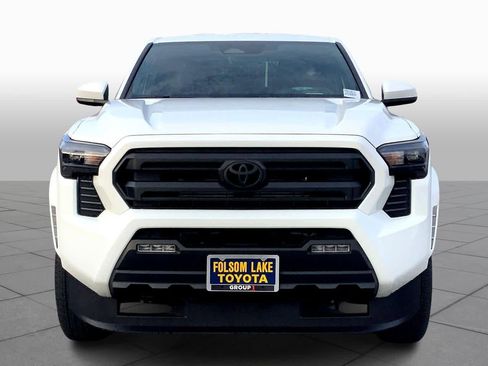 New 2026 Toyota Tacoma SR5 image 3