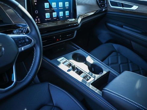 New 2026 Volkswagen Atlas SE image 31