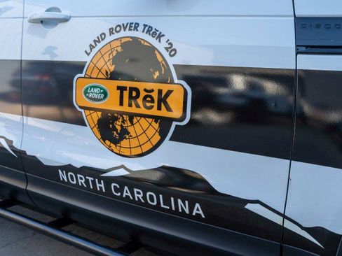 Used 2020 Land Rover Discovery HSE image 50