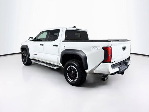 Used 2024 Toyota Tacoma TRD Off-Road w/ TRD Off Road Upgrade Package AWD/4WD image 9