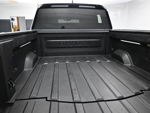 Used 2022 Rivian R1T Adventure AWD/4WD image 8