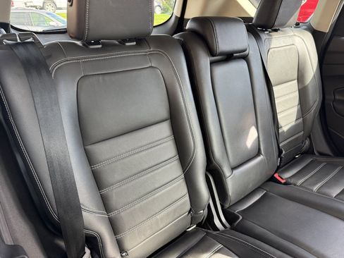 Used 2018 Ford Escape SEL FWD image 7