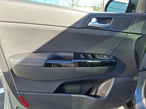 Used 2022 Kia Sportage Nightfall Edition w/ Nighfall AWD Premium Package image 11