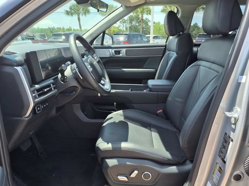 Used 2025 Hyundai Santa Fe SEL AWD/4WD image 25