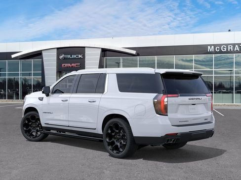 New 2026 GMC Yukon XL Denali Ultimate AWD/4WD image 3
