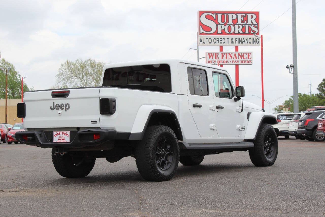 Used 2023 Jeep Gladiator Overland w/ Cold Weather Group AWD/4WD image 4