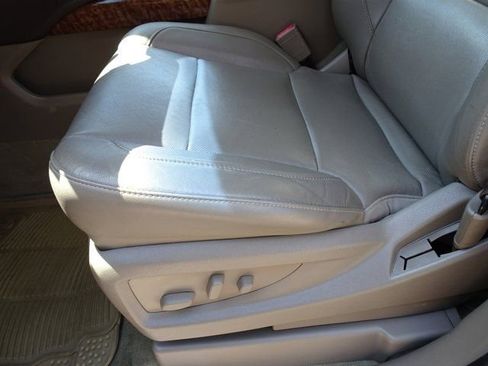 Used 2017 Chevrolet Tahoe Premier image 10