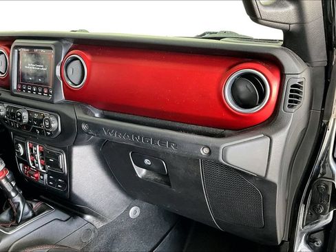 Used 2018 Jeep Wrangler Unlimited Rubicon AWD/4WD image 20