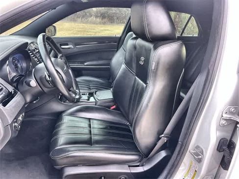 Used 2018 Chrysler 300 S image 11