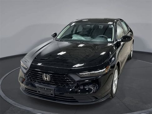 Used 2023 Honda Accord LX image 1